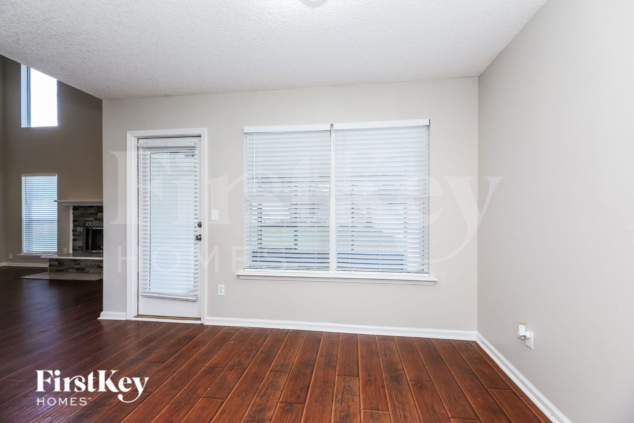 2921 Ravine Hill Dr - Photo 6 of 16