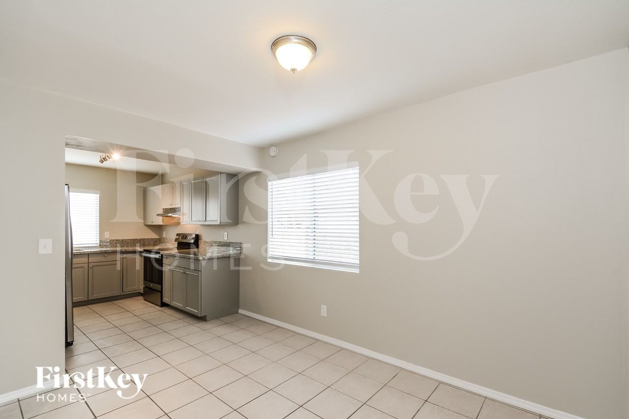 9556 N Albatross Dr - Photo 6 of 18