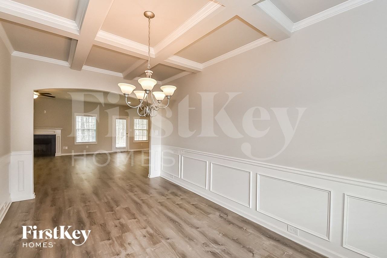 273 Cliffhaven Cir - Photo 4 of 15