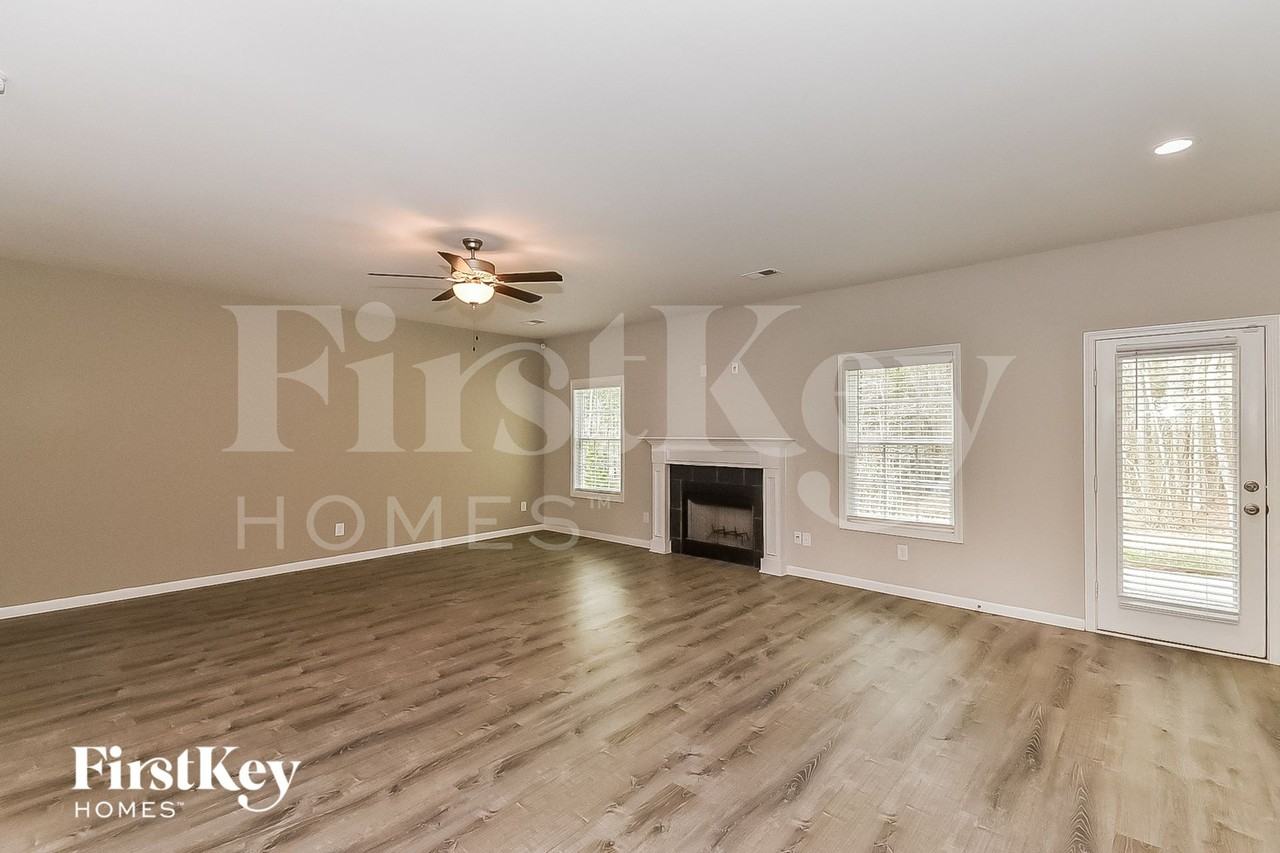 273 Cliffhaven Cir - Photo 6 of 15