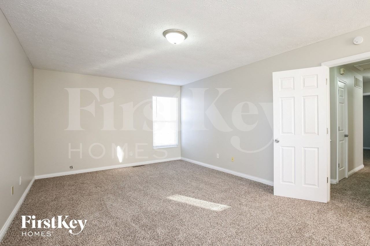 511 Palmyra Dr - Photo 7 of 14