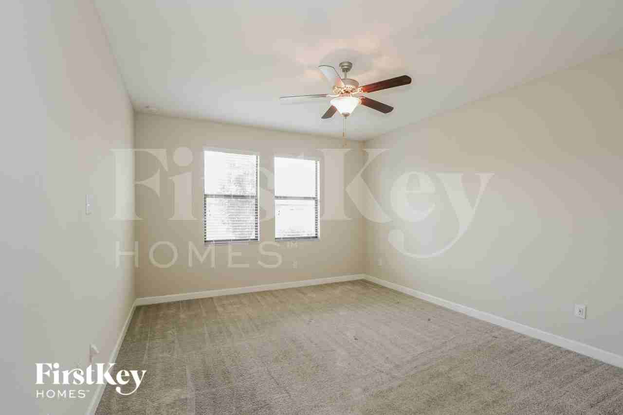 9835 Ivory Dr - Photo 7 of 16