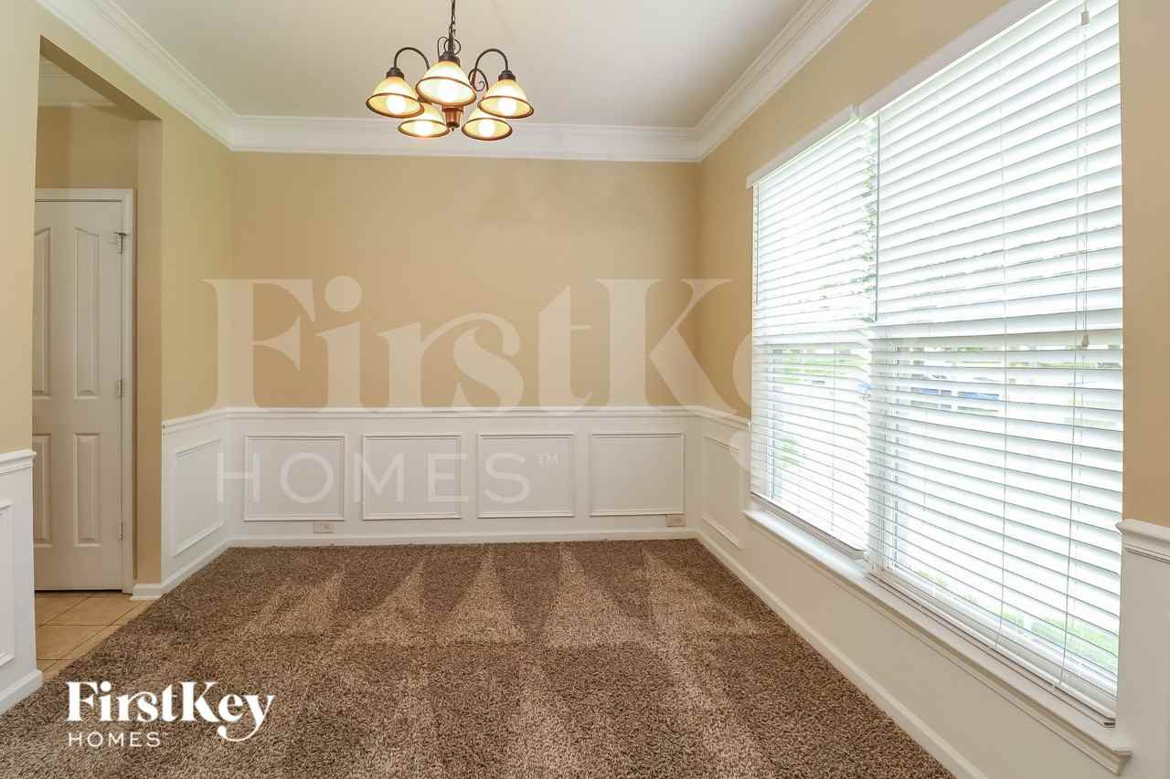 8019 Bushy Creek Dr - Photo 5 of 16
