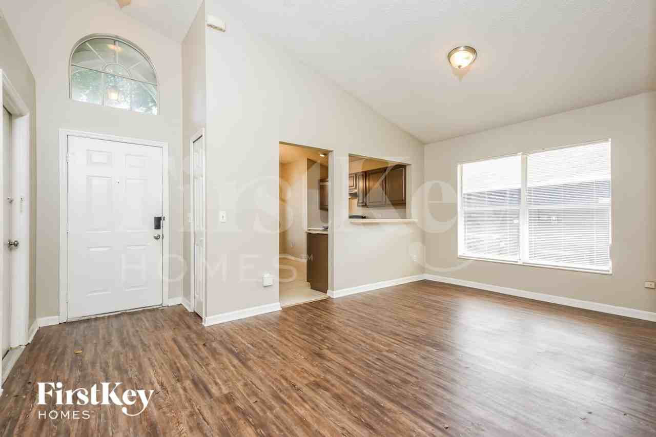 7208 Conan Ln - Photo 5 of 16