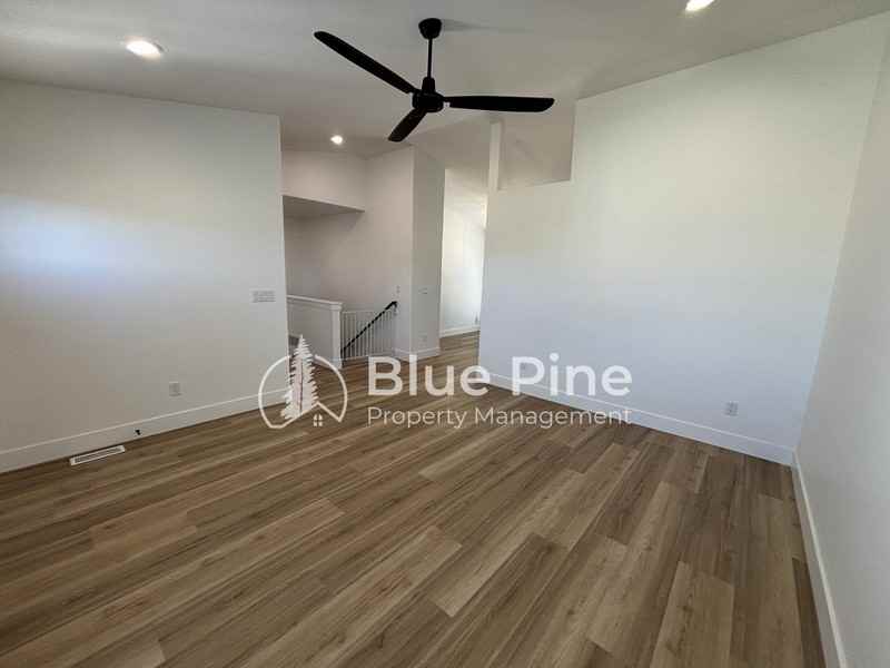 4403 Hatch Hollow Ln - Photo 3 of 30