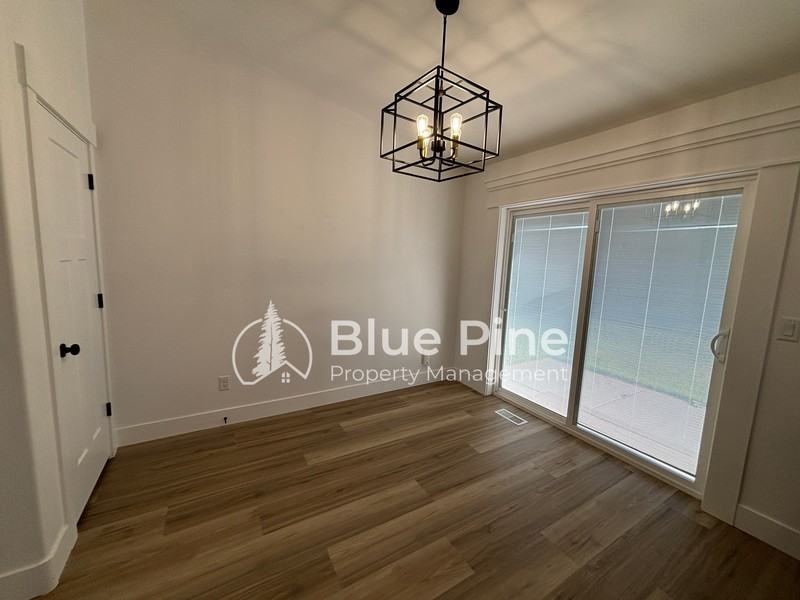 4403 Hatch Hollow Ln - Photo 6 of 30