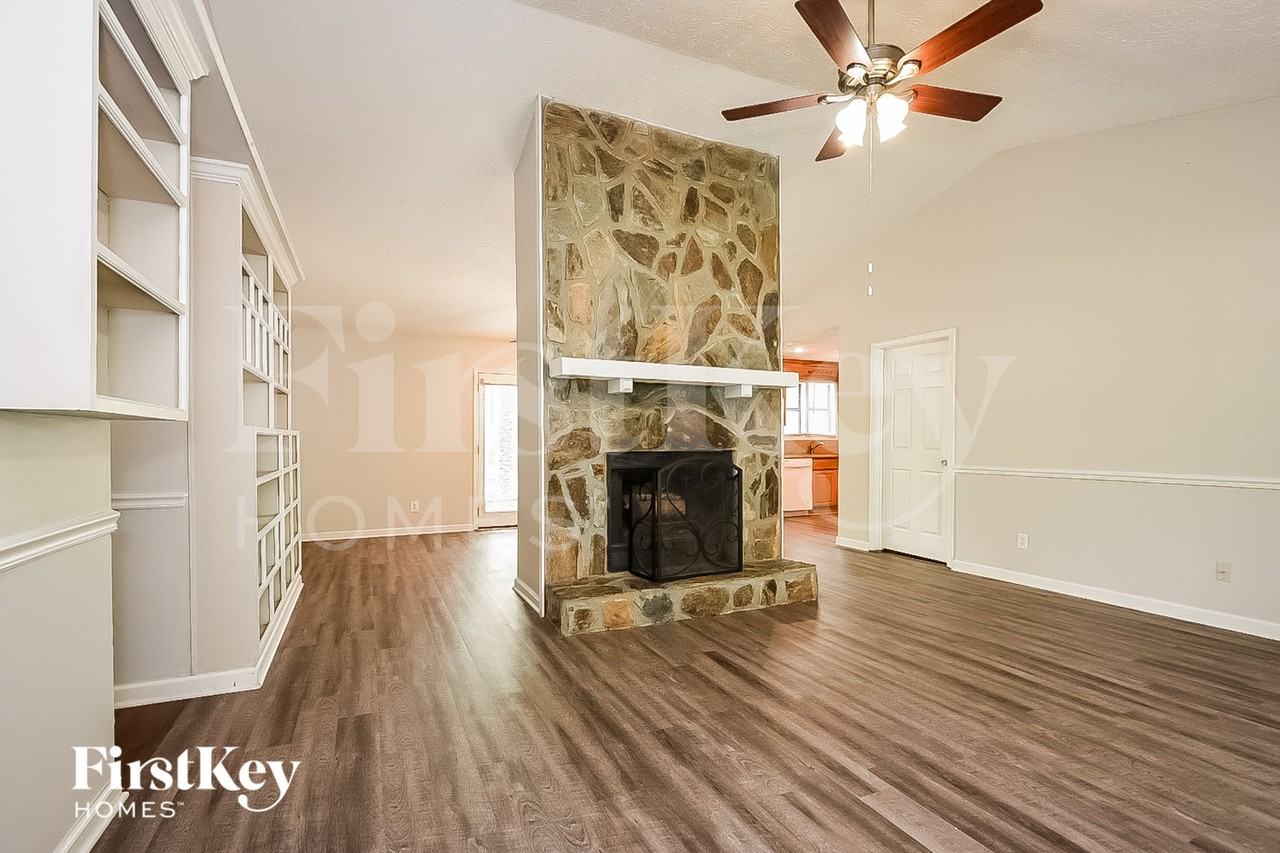 44 Hartley Woods Dr Ne - Photo 5 of 16