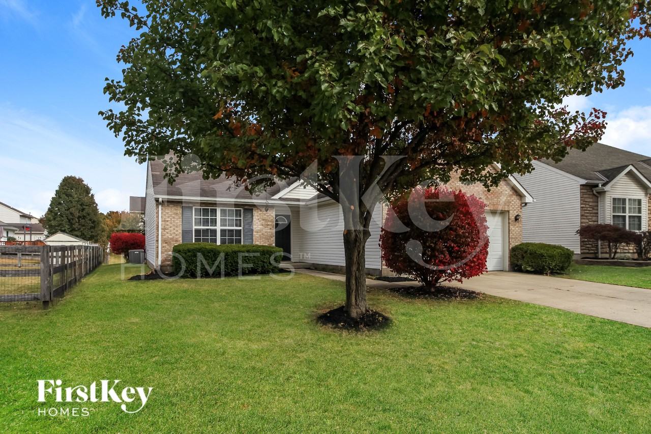 402 Red Tail Pl - Photo 2 of 15