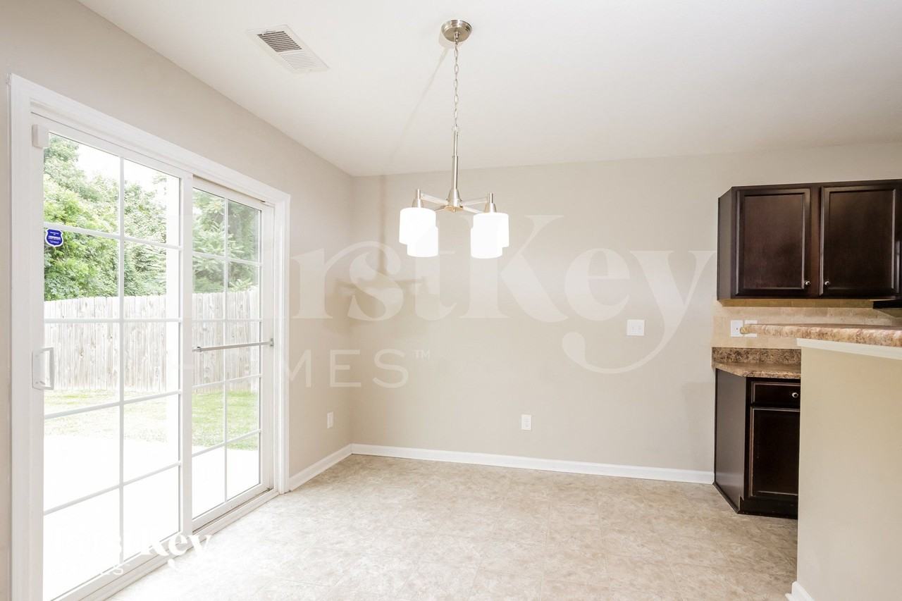 3885 Field Sedge Dr - Photo 5 of 15