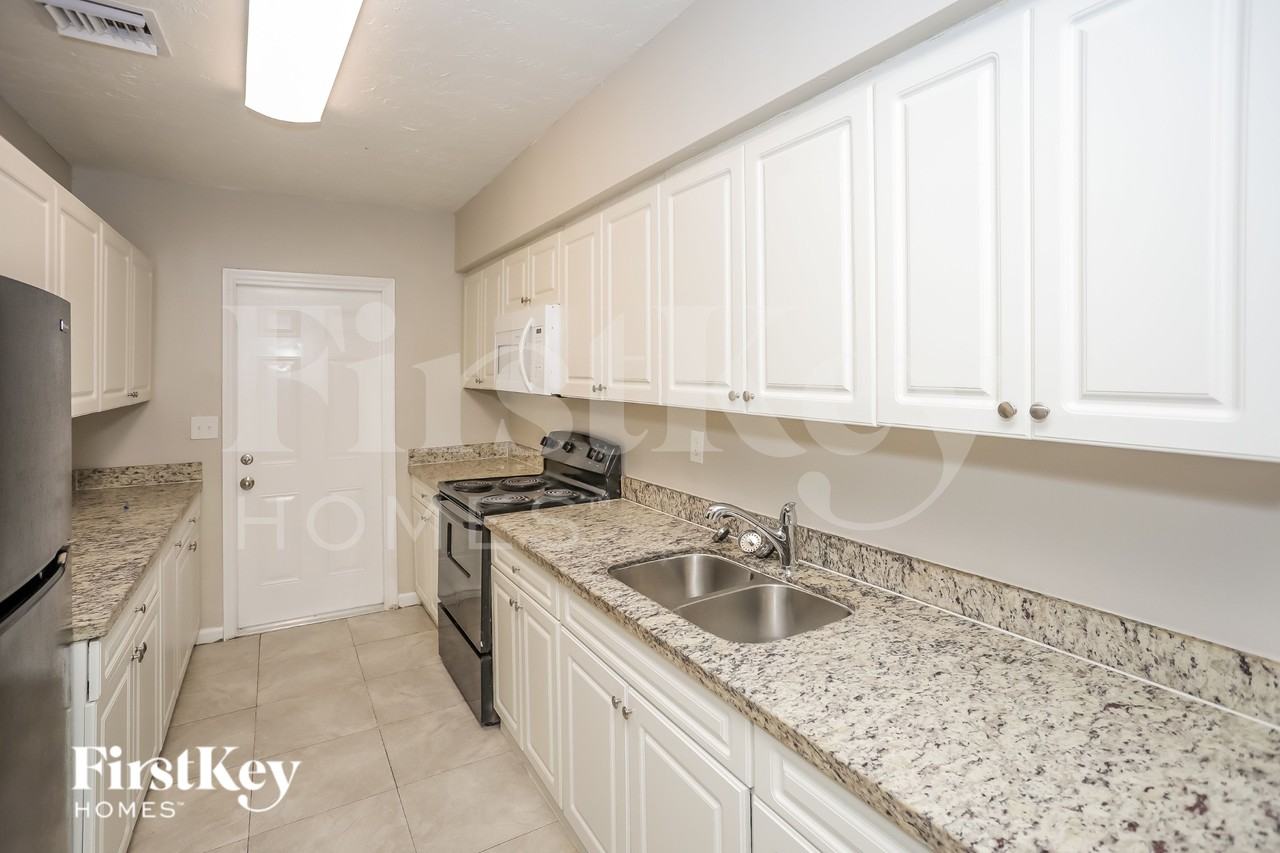 3751 Nwstreet - Photo 6 of 19