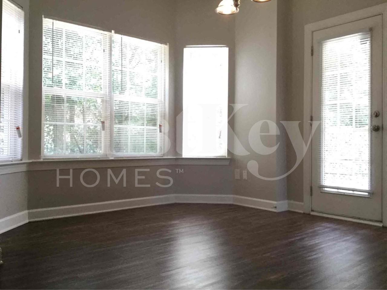 2845 Island Point Dr Nw - Photo 5 of 27