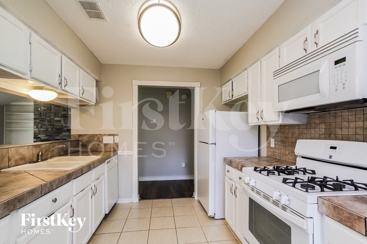 24123 Spring Sunset Dr - Photo 5 of 14