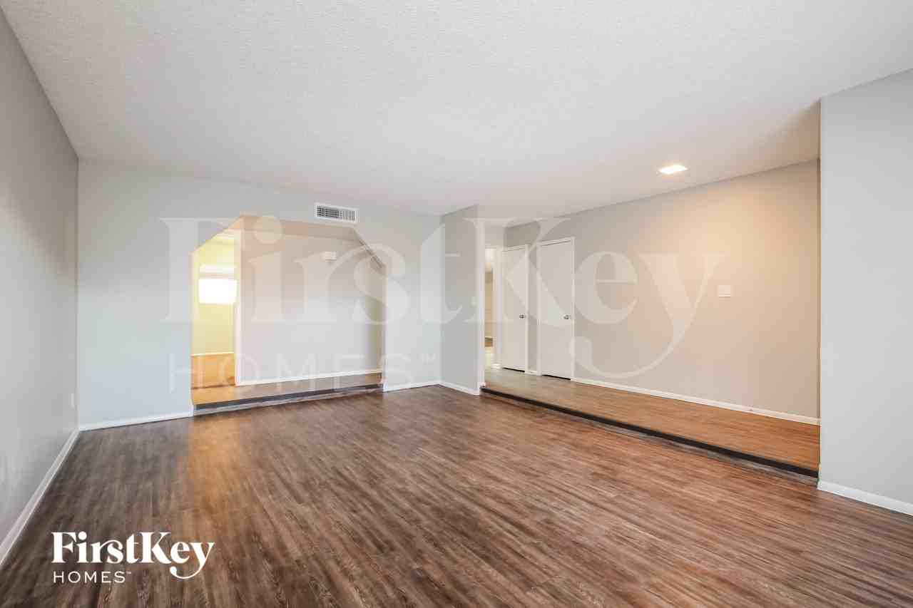 16412 N 49th Dr - Photo 4 of 16