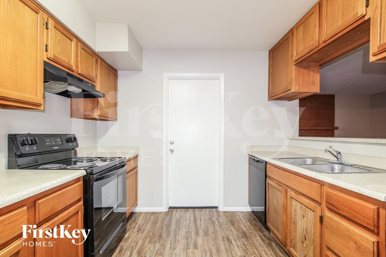 16412 N 49th Dr - Photo 5 of 16