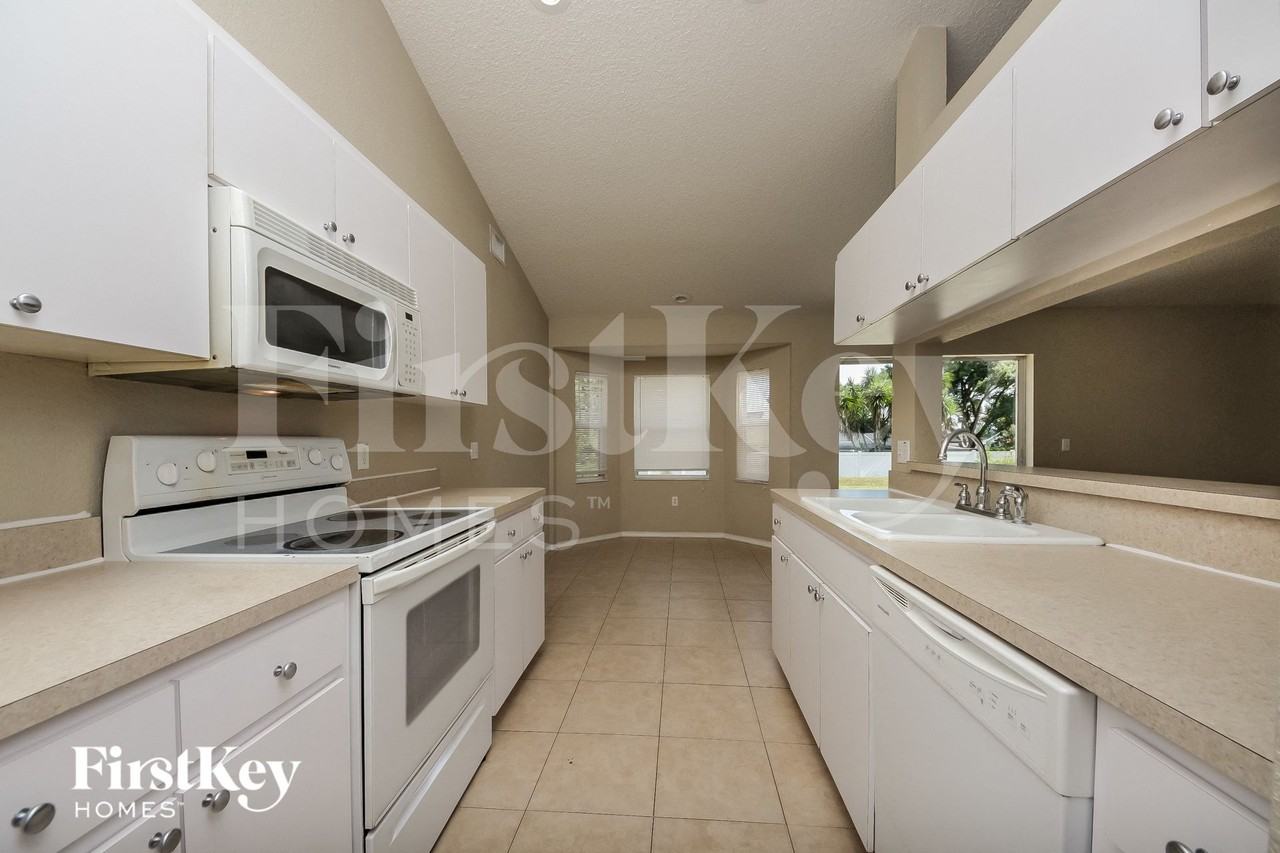 157 Oak Crossing Blvd - Photo 5 of 15