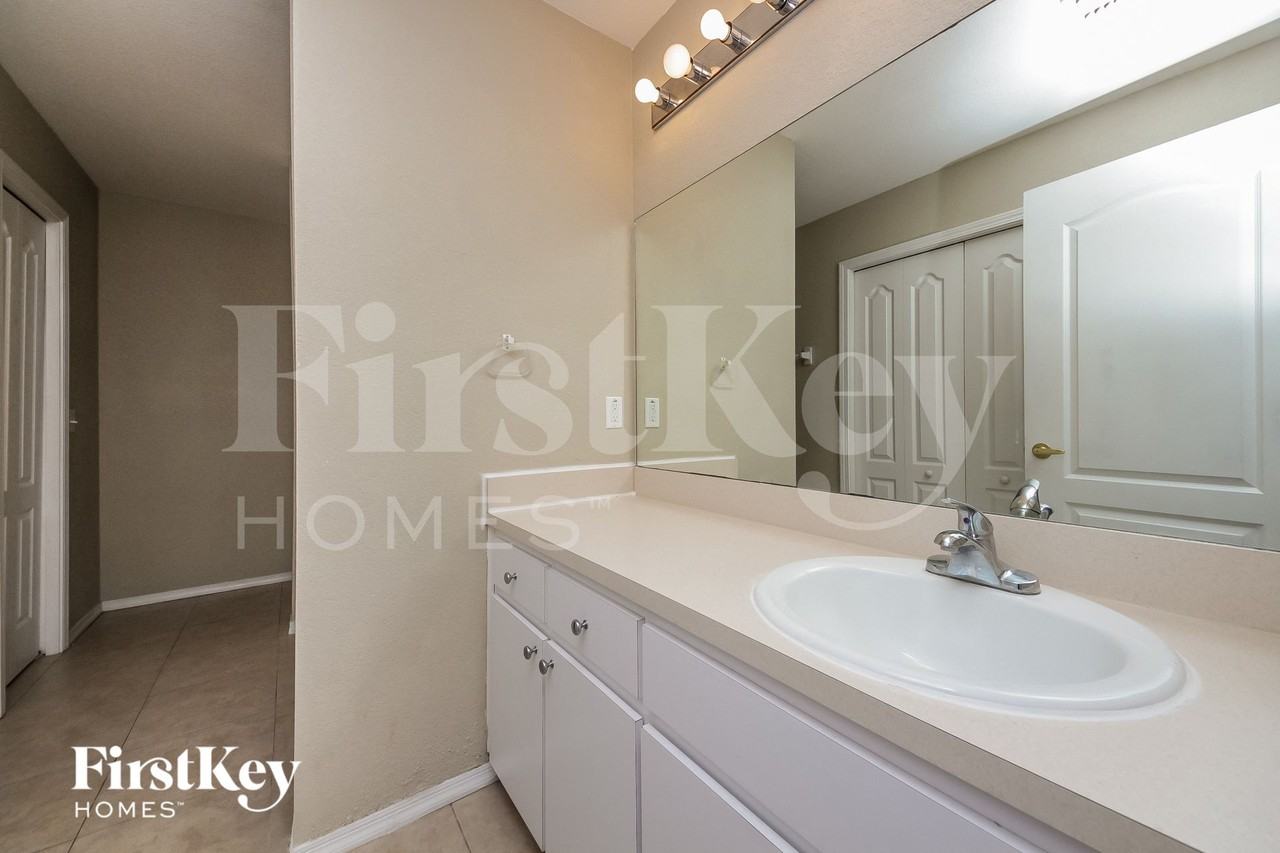 157 Oak Crossing Blvd - Photo 7 of 15