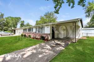 featured image of 1495 Mullanphy Rd