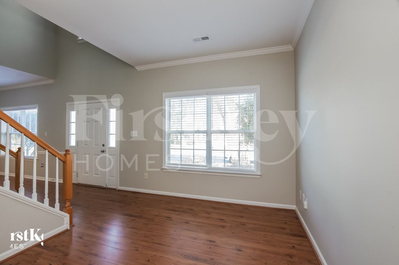 11735 Hawick Valley Ln - Photo 3 of 16