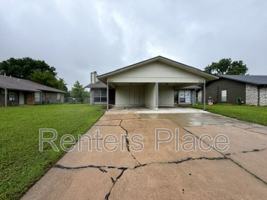 featured image of 8215 N 117th East Ave