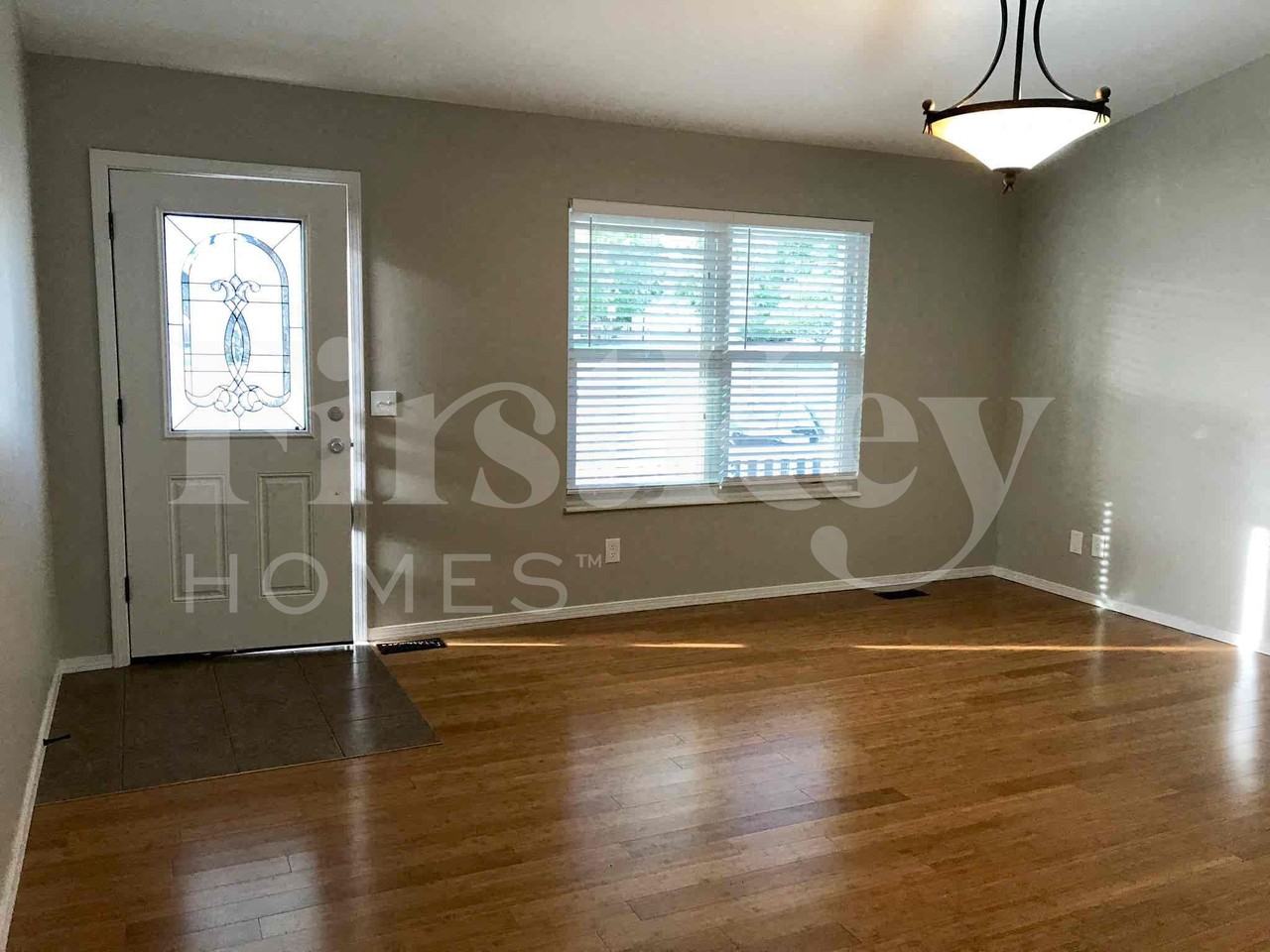 1037 Pegasus Cir - Photo 2 of 26