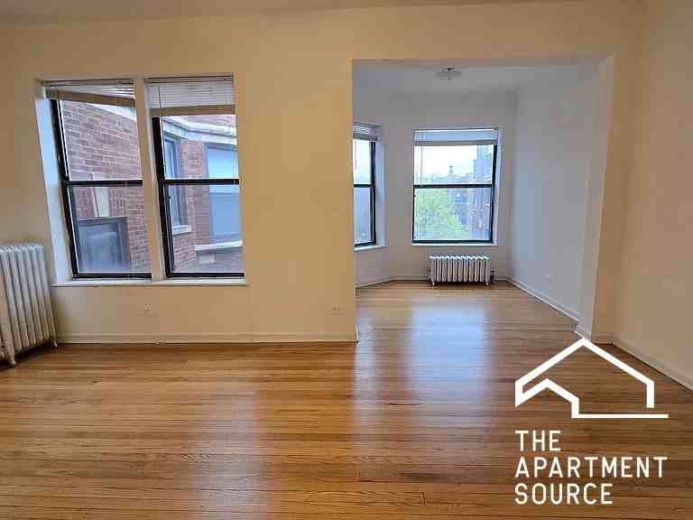 7726 N Marshfield Ave #3A - Photo 2 of 12