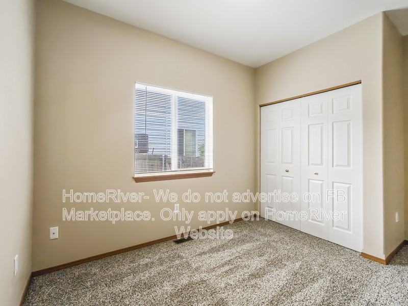 819 S Russell St - Photo 6 of 23
