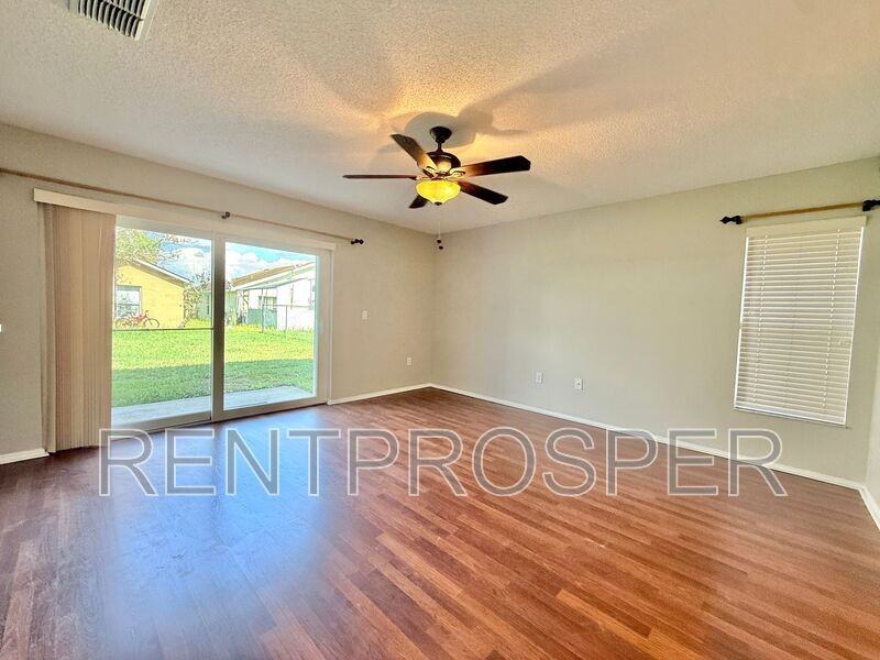 2205 Wyndam Way - Photo 2 of 27