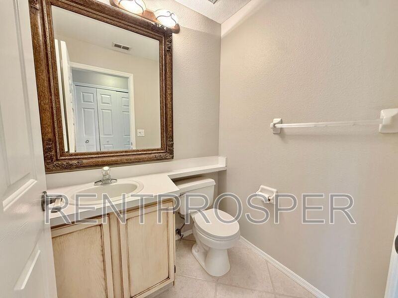 2205 Wyndam Way - Photo 5 of 27