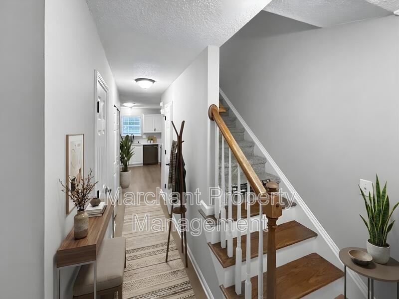 329 Riverside Chase Cir - Photo 5 of 32