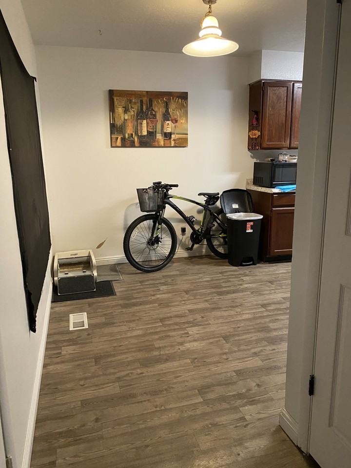 445 E 800 N #2 - Photo 3 of 15