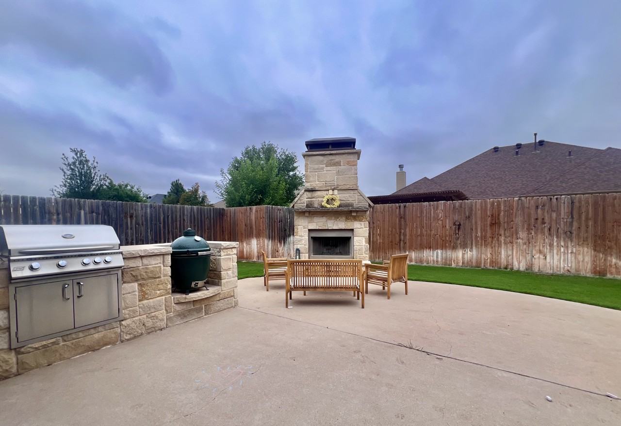 525 Marlin Dr - Photo 3 of 21