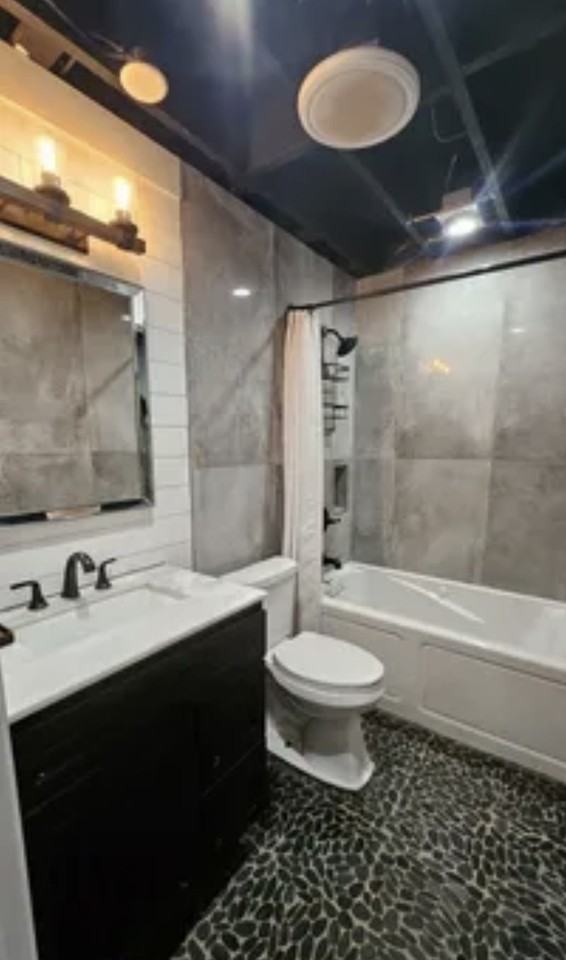 4360 Stonewall Tell Rd #B - Photo 3 of 8