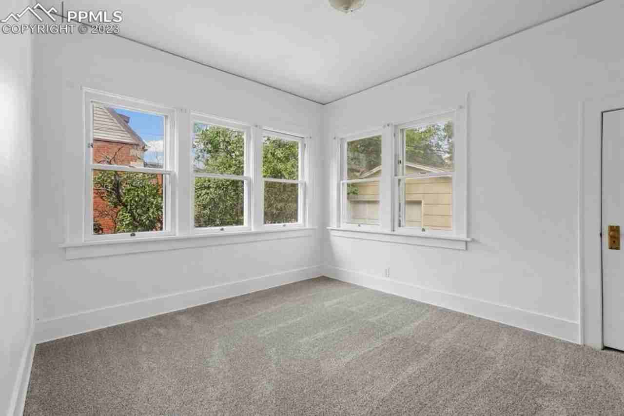 1628 W Kiowa St #1 - Photo 3 of 13