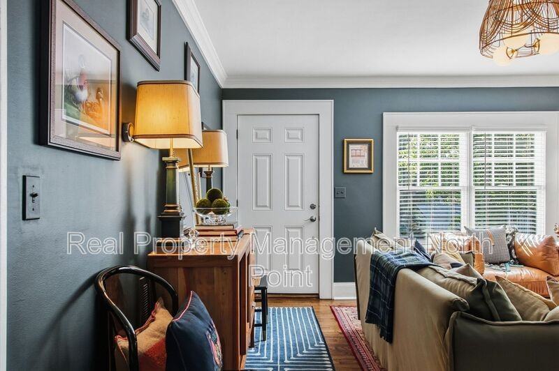 1189 Atlantic Dr Nw - Photo 4 of 41
