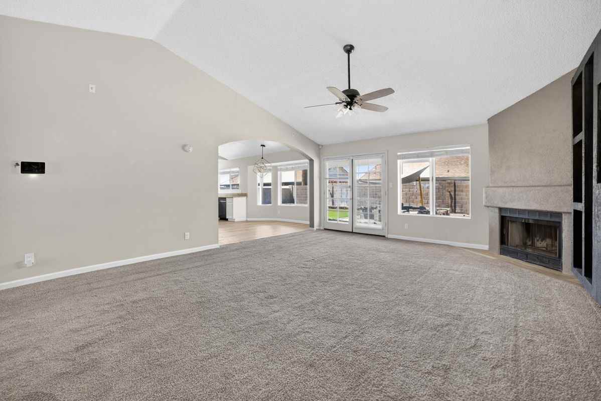 3582 W 14th Pl - Photo 5 of 38