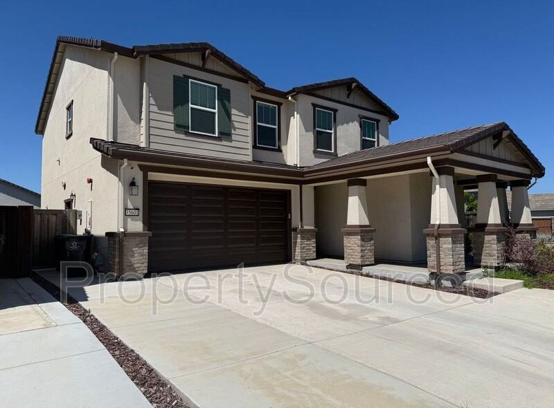 15601 Sierra Mar Rd - Photo 2 of 47