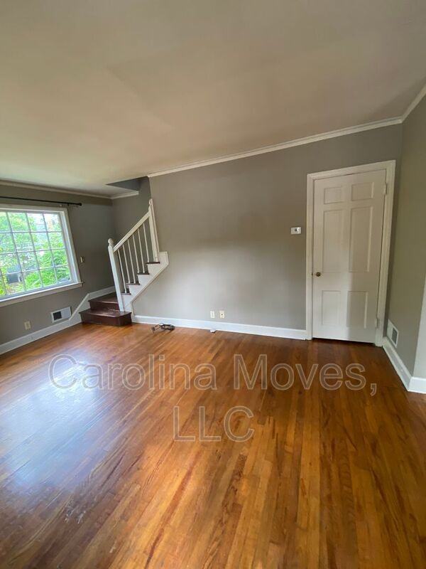 808 N Main St - Photo 2 of 11