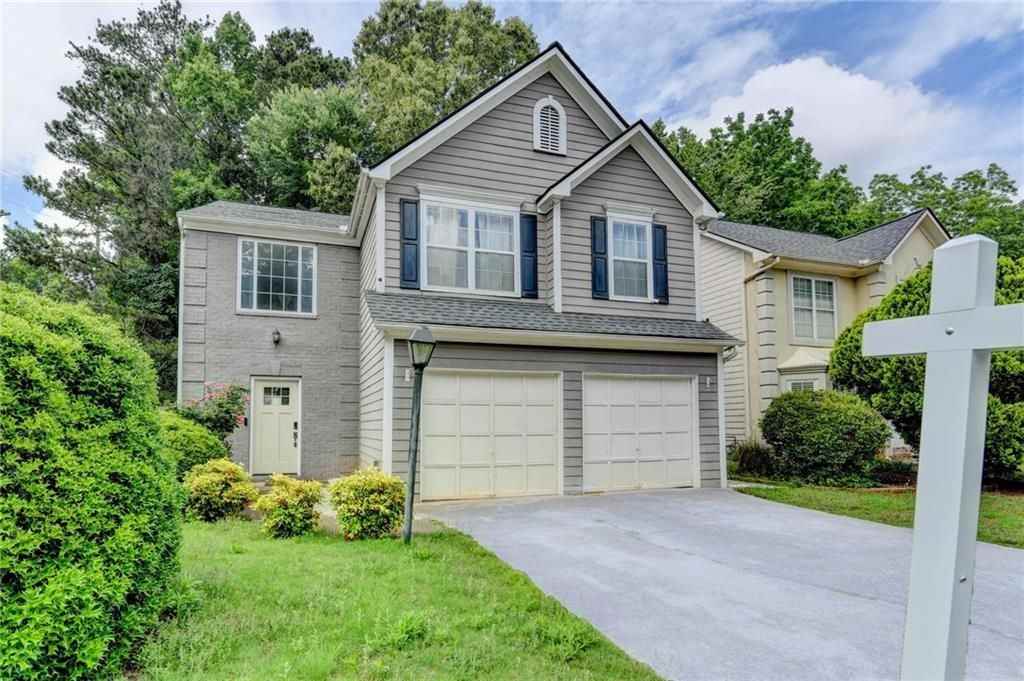 725 Manor Glen Dr - Photo 2 of 46