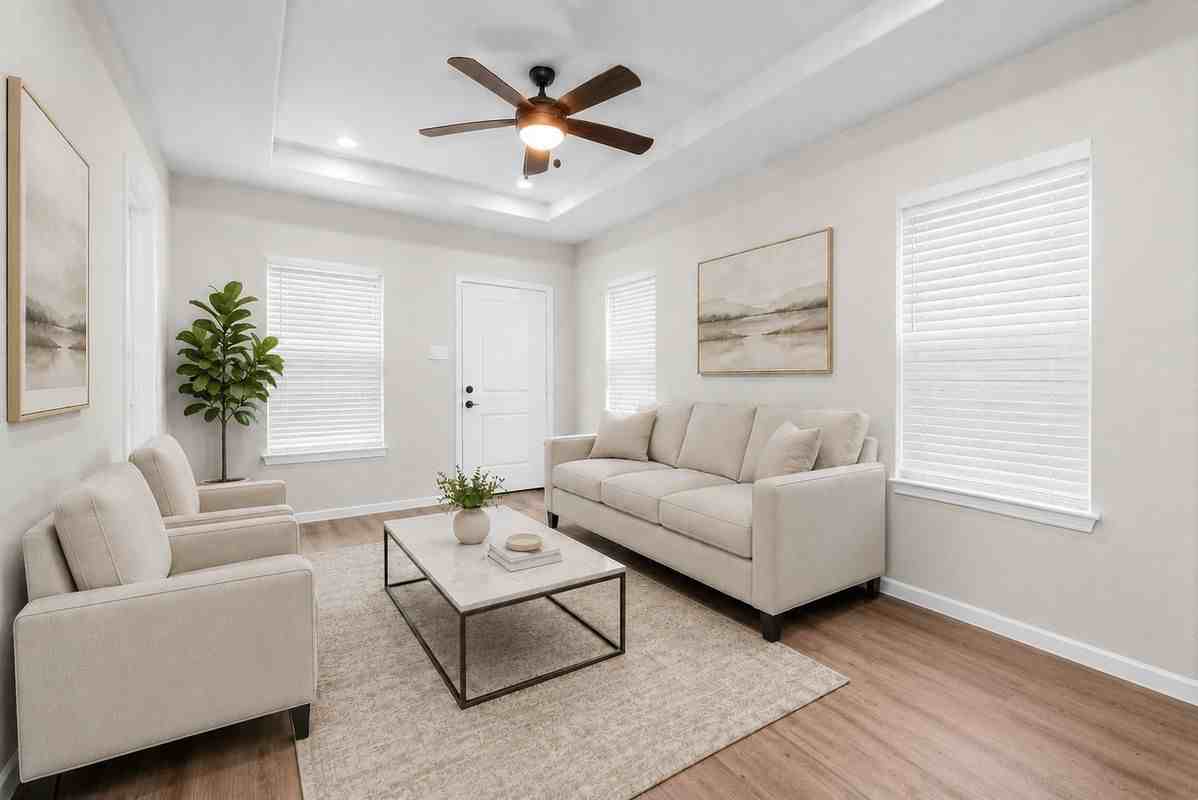 8161 Tate St ##B - Photo 3 of 3