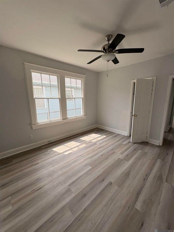 2509 Sage St ## 11 - Photo 3 of 10