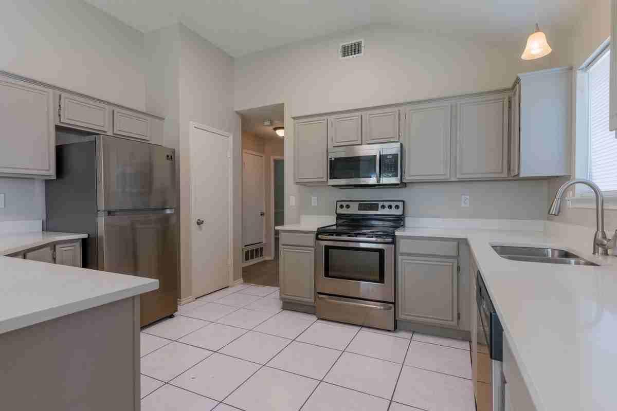1026 Silver Spruce Dr - Photo 2 of 17