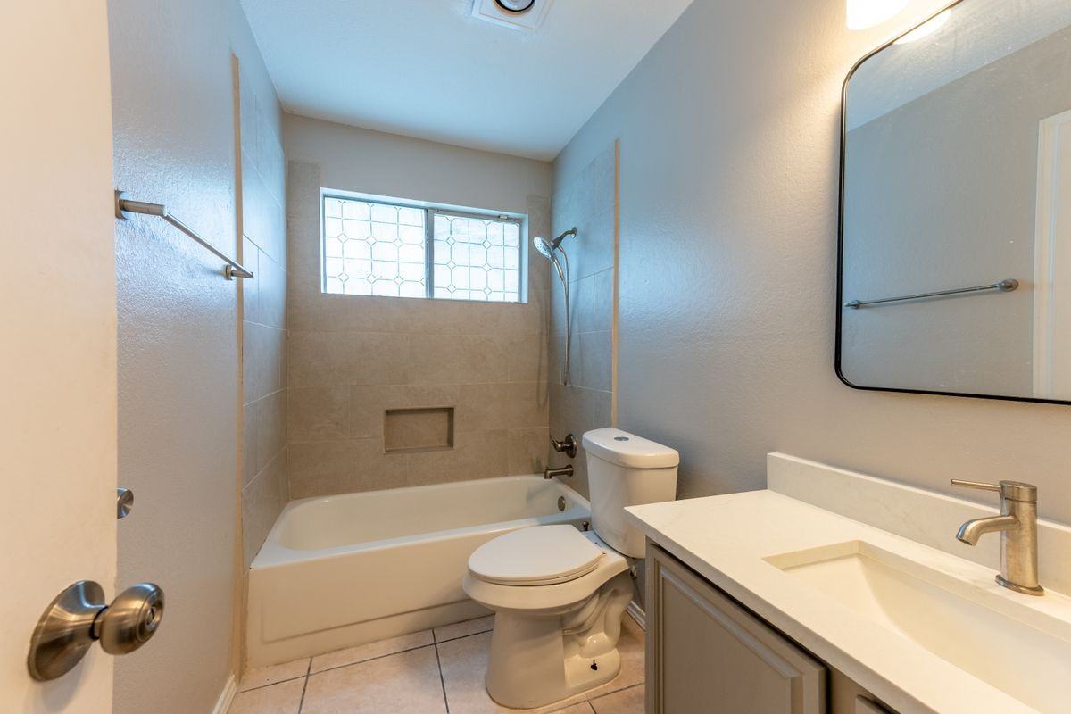 1026 Silver Spruce Dr - Photo 7 of 17