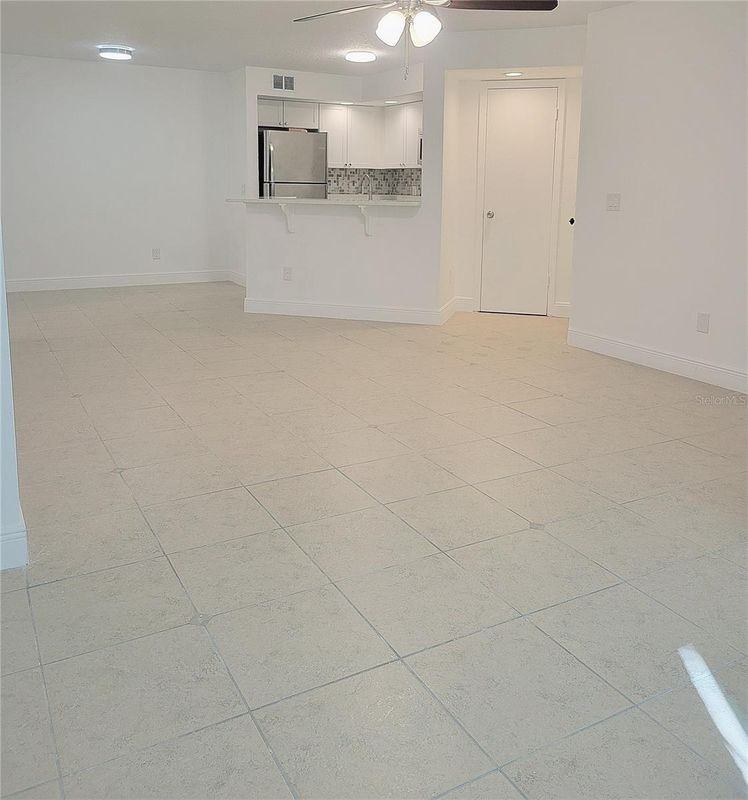 4528 Commander Dr - Photo 2 of 21