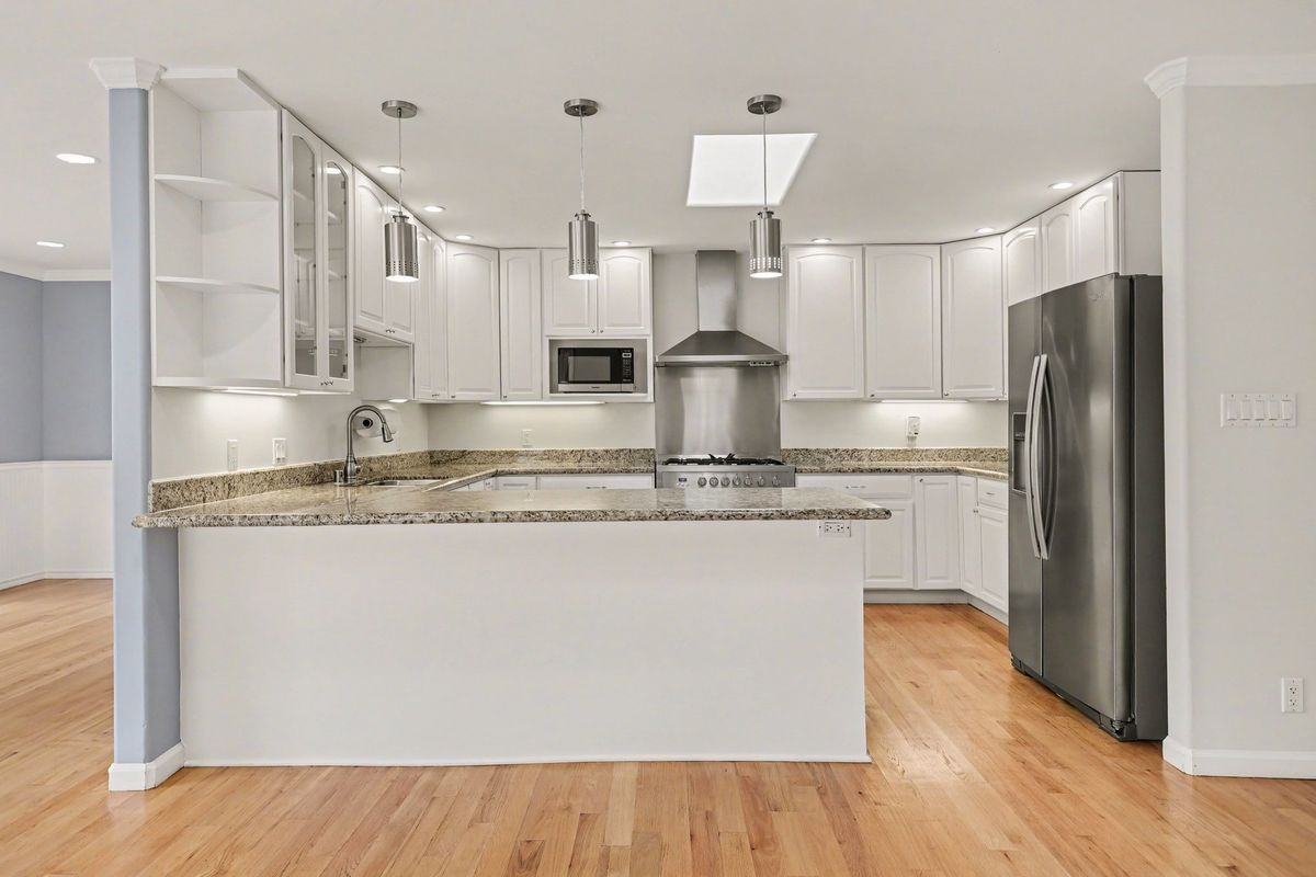 4 Dale Ct - Photo 6 of 32