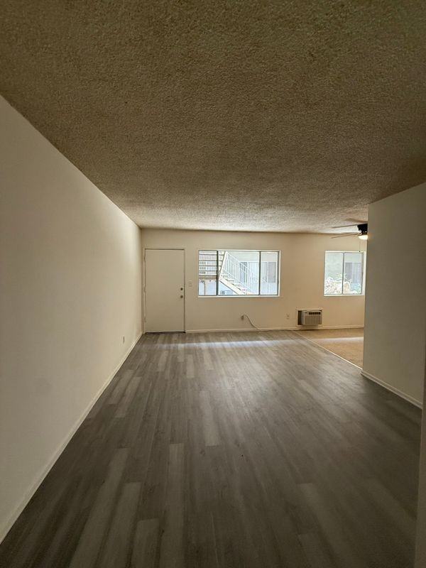 120 N Boyle Ave ##3 - Photo 4 of 13