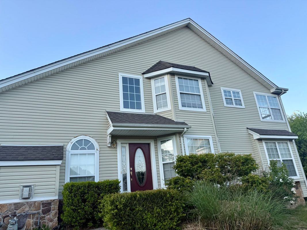 214 Westbrook Dr - Photo 5 of 8