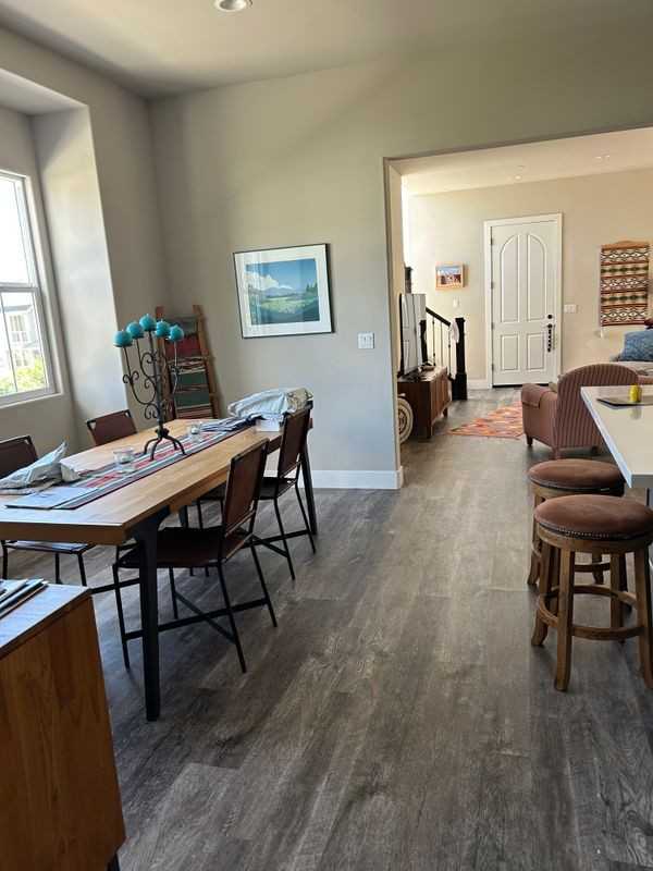 3790 Park Ridge Ln - Photo 3 of 12