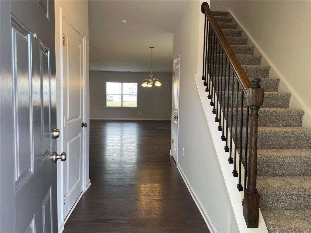 632 Blue Ash Ct - Photo 4 of 32