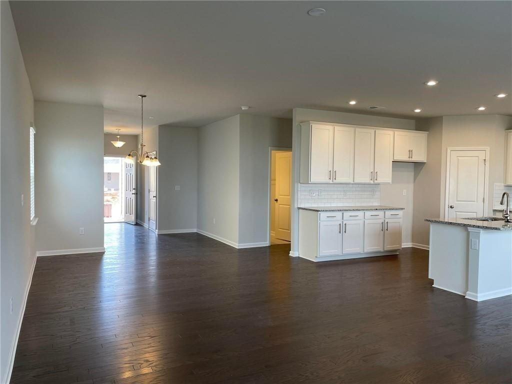 632 Blue Ash Ct - Photo 7 of 32