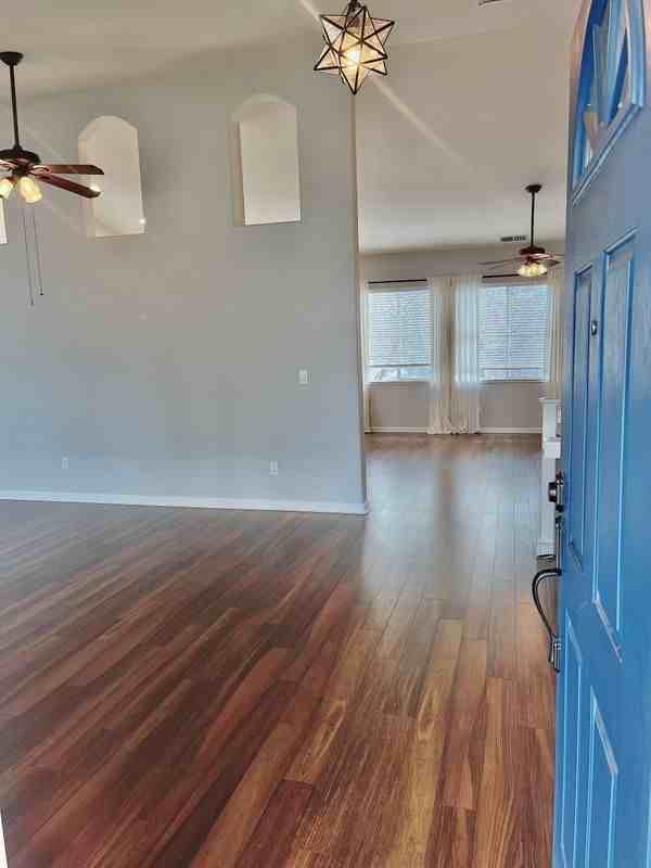 4011 Harlington Cir - Photo 4 of 45